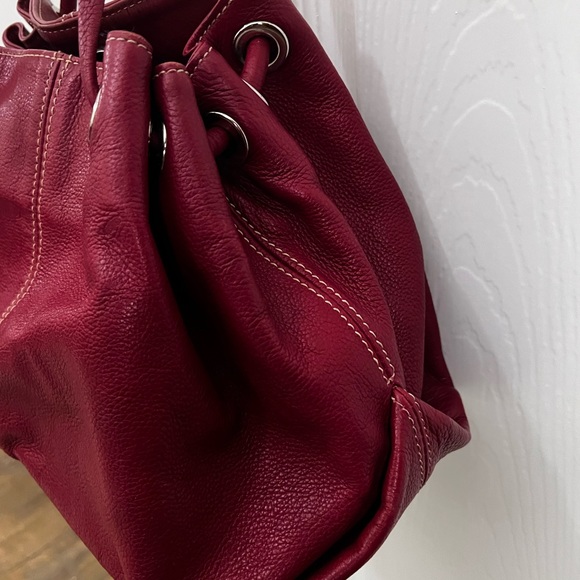 Red Leather Pouch Double Handle Draw String Handbag - Picture 2 of 6